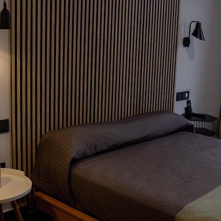 Welldone Antiquarium Hotel Севиля Екстериор снимка